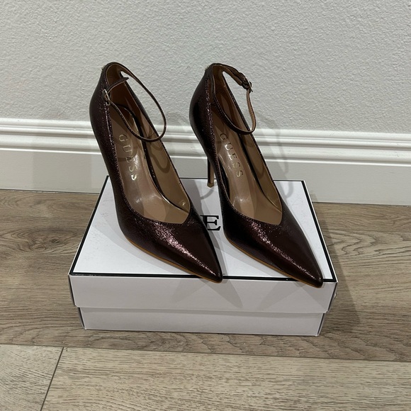 Guess Napril Dress Pump Heels - Picture 7 of 11